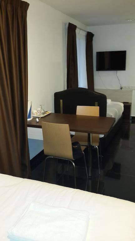 Hotel Bintang Kuala Lumpur Room photo
