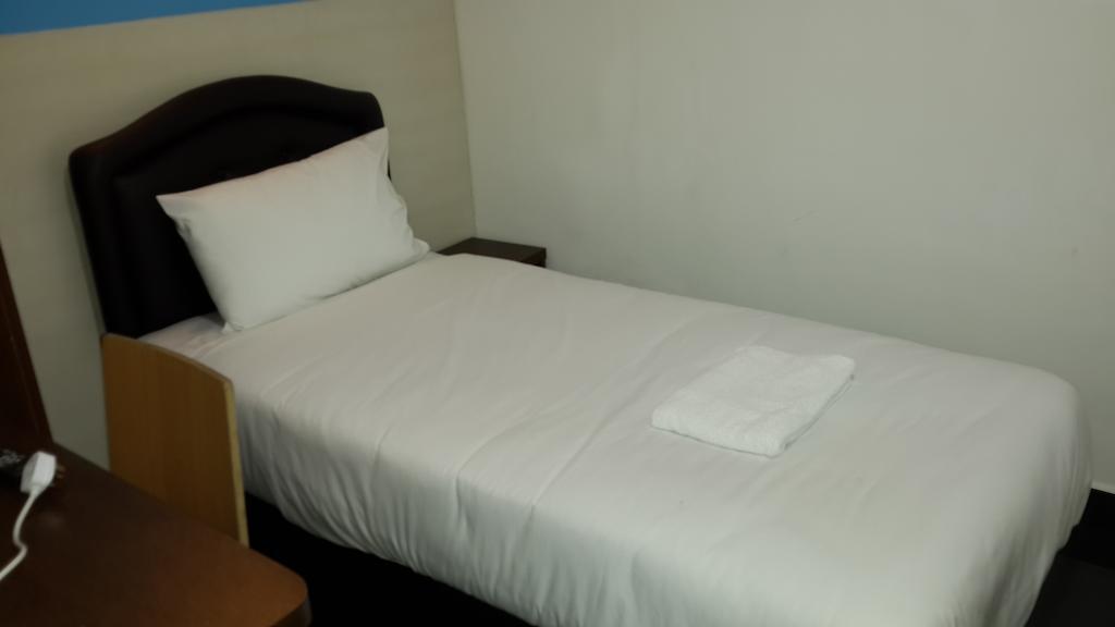 Hotel Bintang Kuala Lumpur Room photo